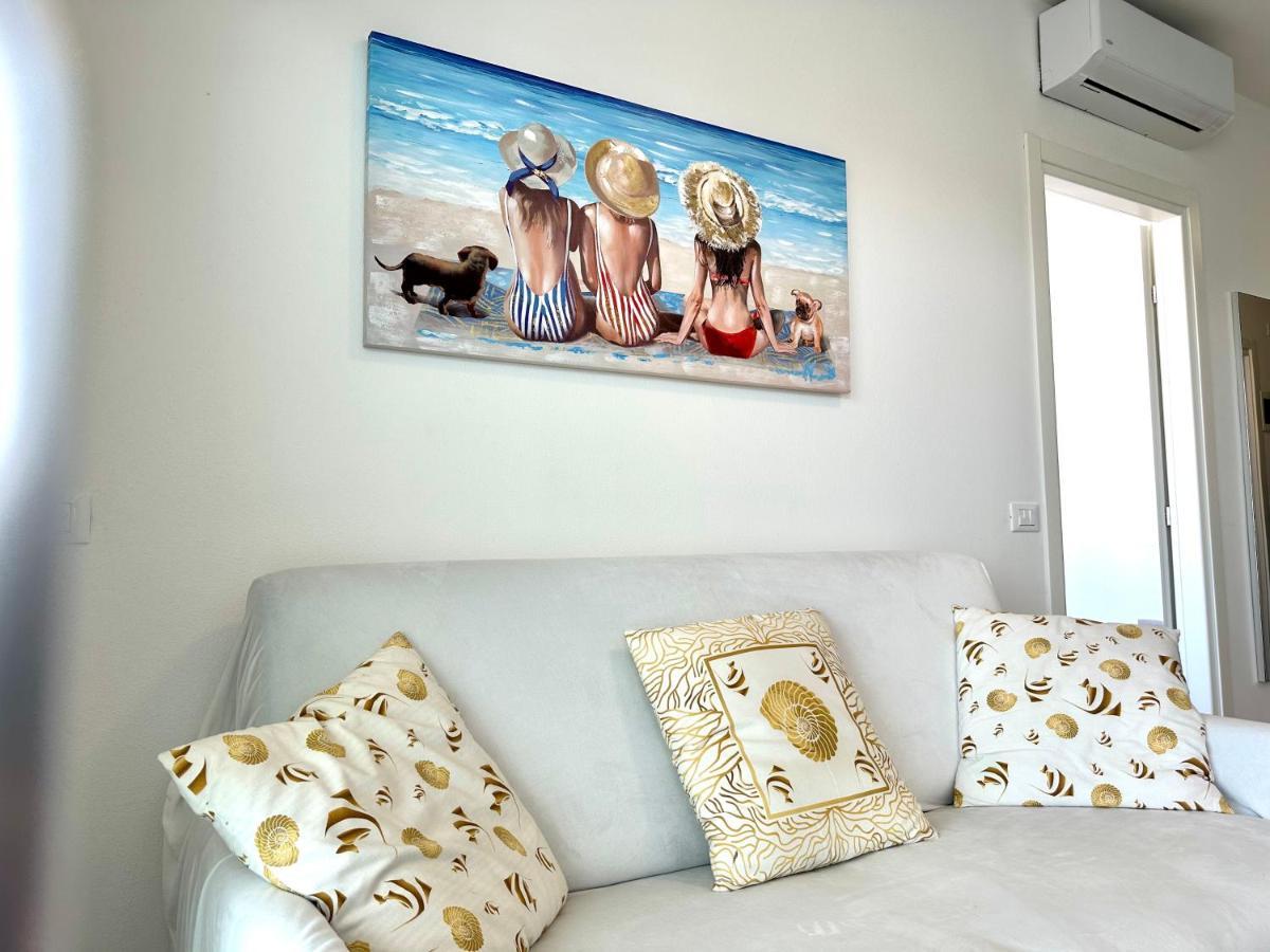 Beach Front Apartment Sabbiadoro Lignano Sabbiadoro Exterior foto